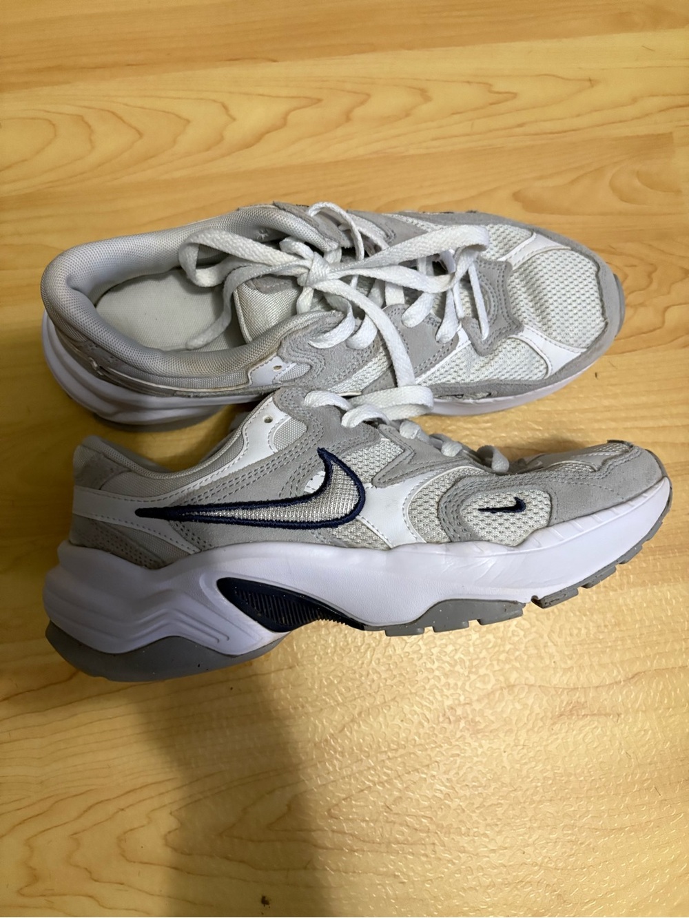 Nike White and Gray Lace-Up Sneakers with Navy Swoosh